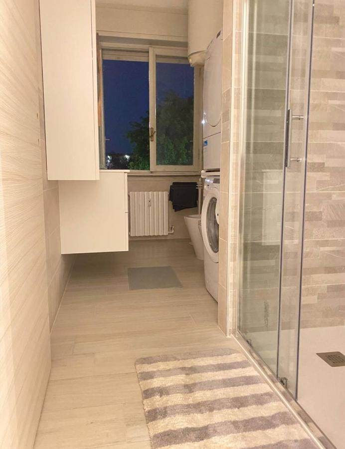 Shining House In Milan 아파트 외부 사진