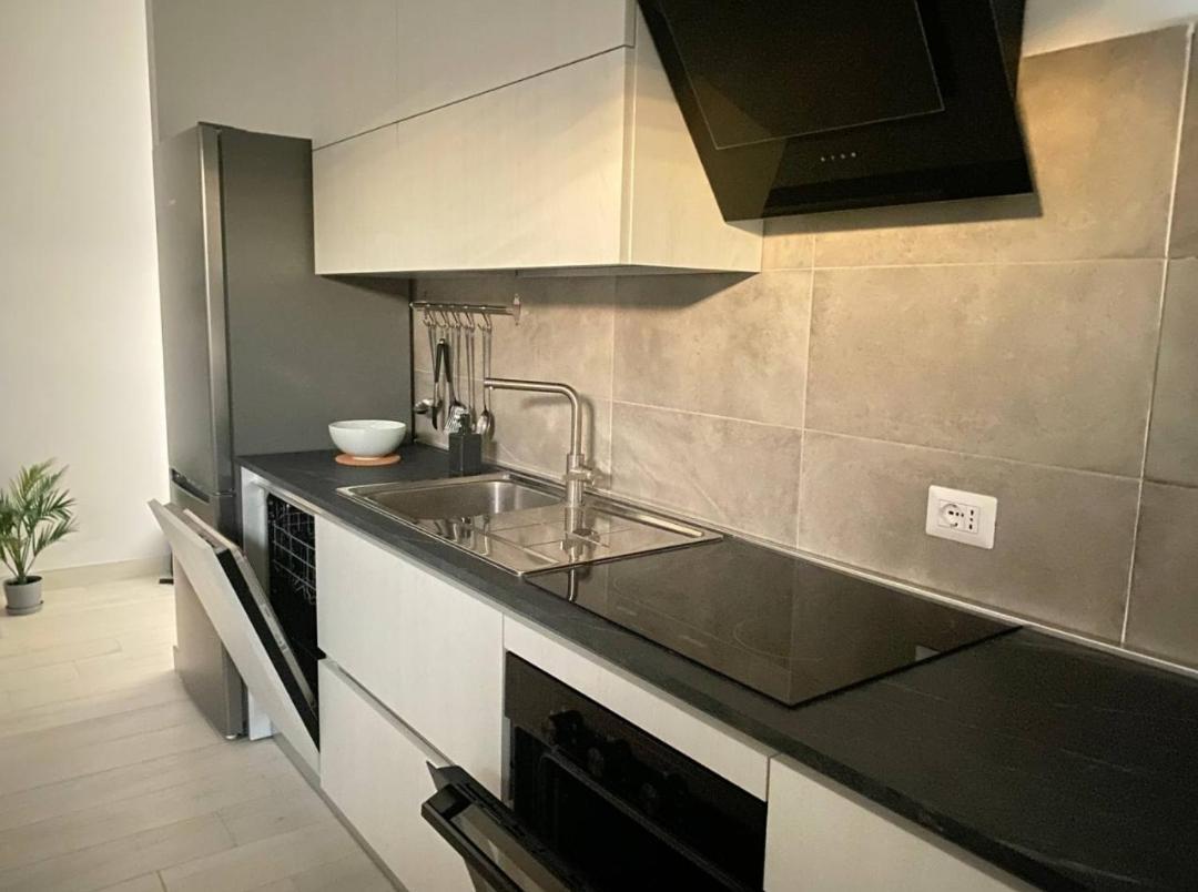 Shining House In Milan 아파트 외부 사진