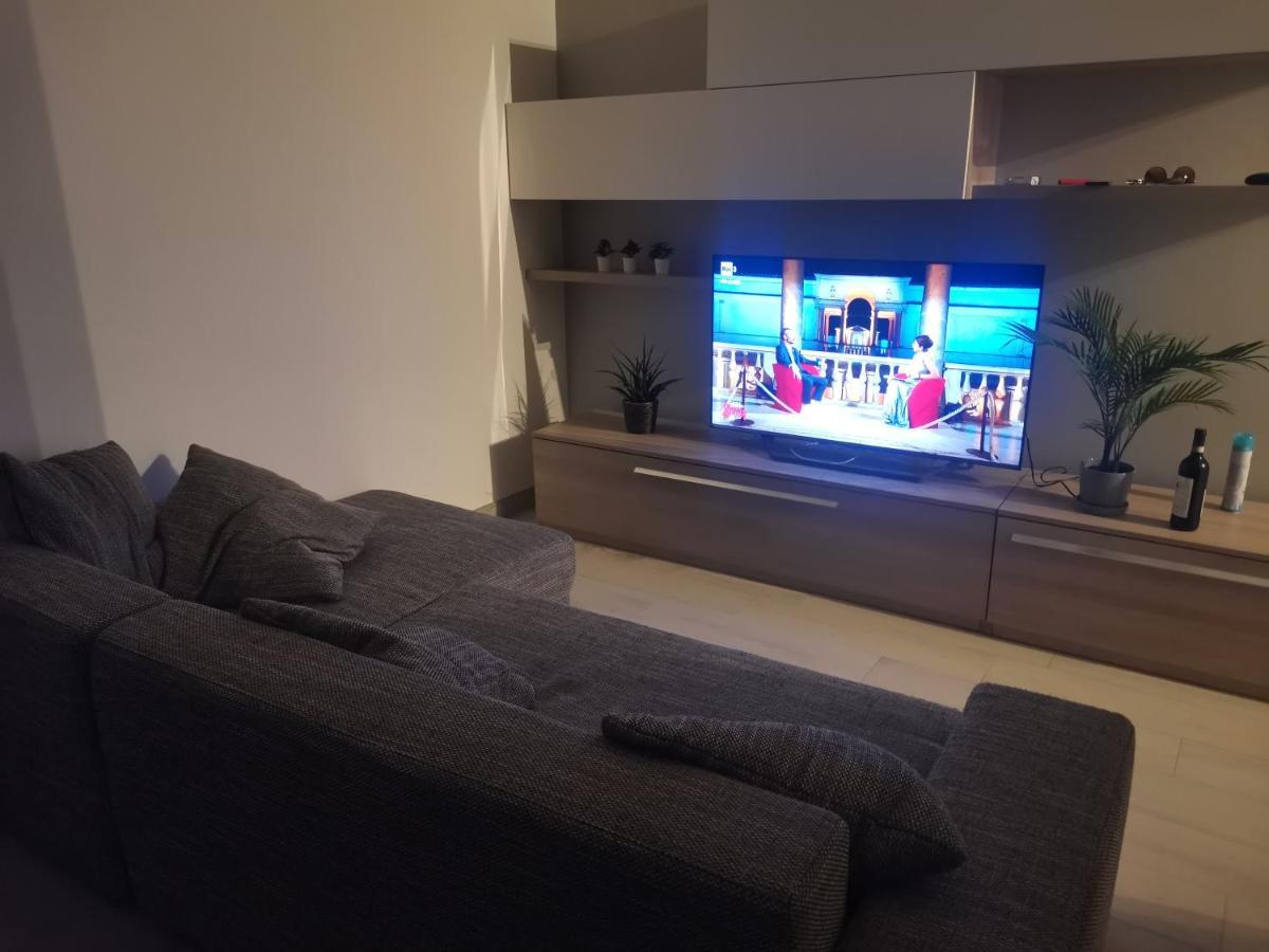 Shining House In Milan 아파트 외부 사진