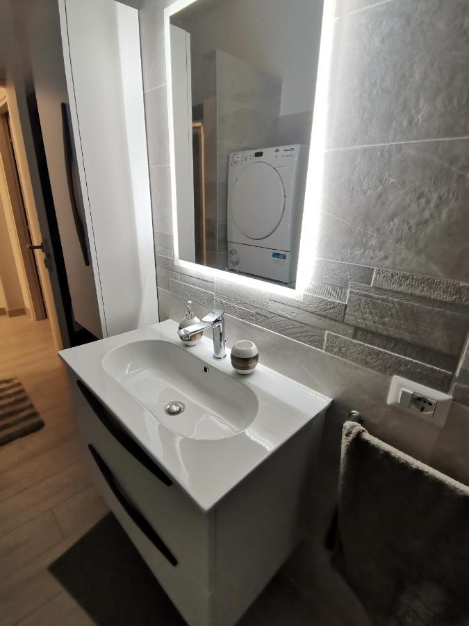 Shining House In Milan 아파트 외부 사진
